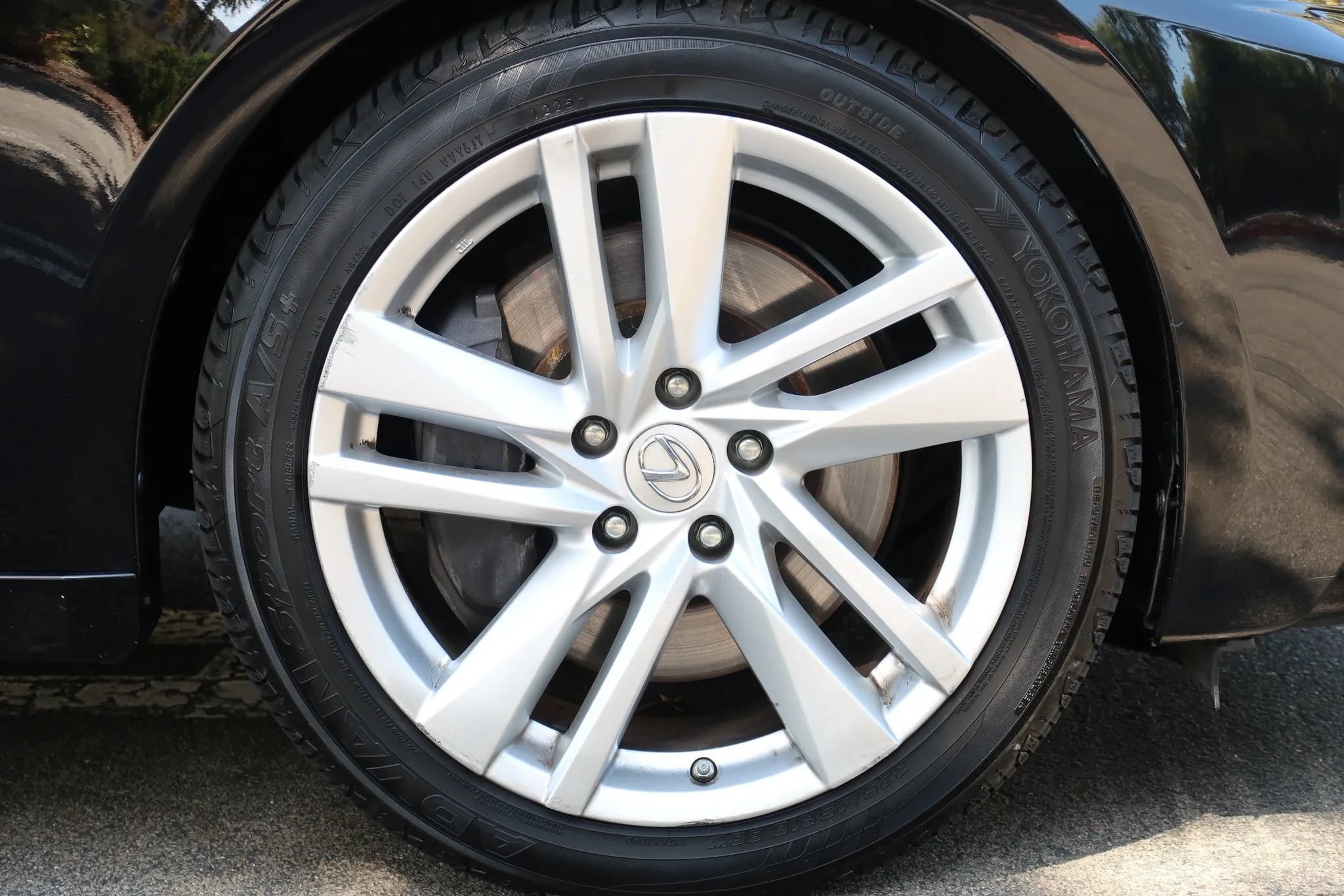 Used 2016 Lexus IS 300 AWD image 10