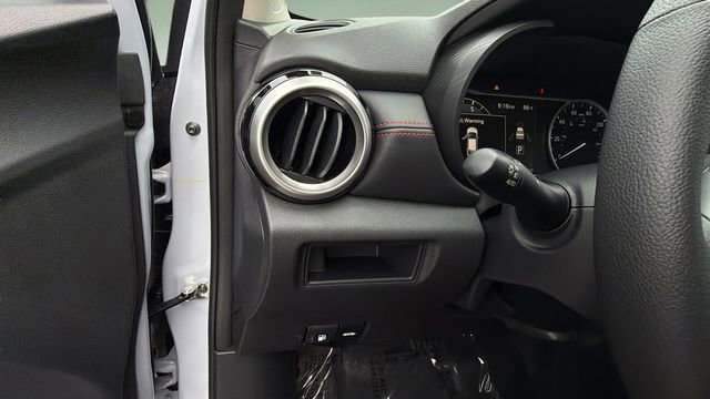 Used 2025 Nissan Versa SR w/ Trunk Package FWD image 21