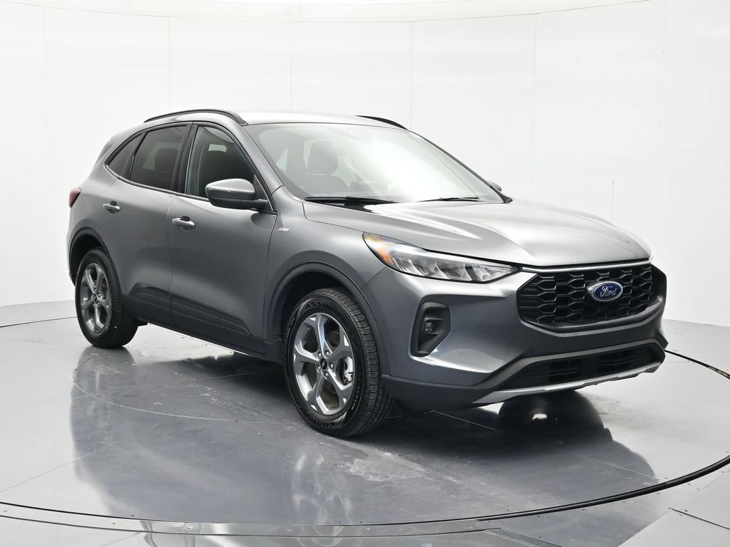 Used 2025 Ford Escape ST-Line Select AWD/4WD image 3