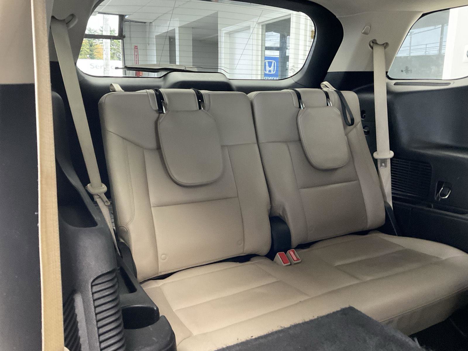 Used 2020 Ford Explorer XLT w/ Equipment Group 202A image 17