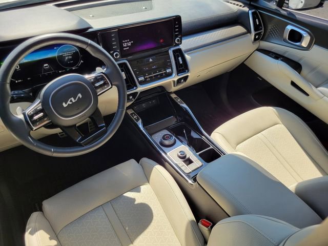 Certified 2024 Kia Sorento SX Prestige AWD/4WD image 24