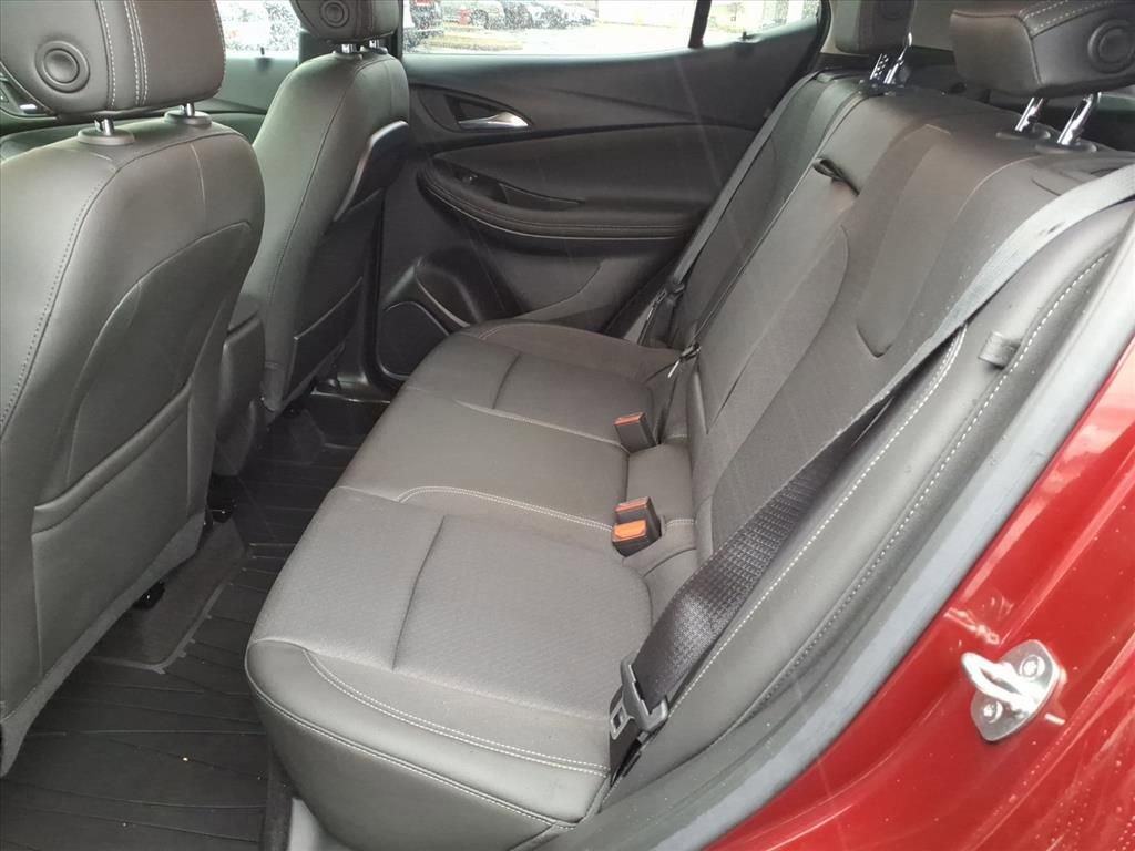 Used 2023 Buick Encore GX Select w/ Sport Touring Package image 17