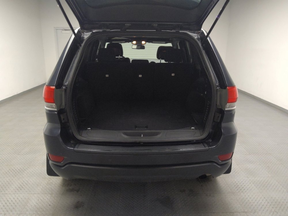 Used 2016 Jeep Grand Cherokee Laredo w/ Quick Order Package 23E image 29