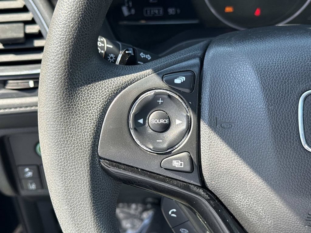 Used 2021 Honda HR-V EX image 19