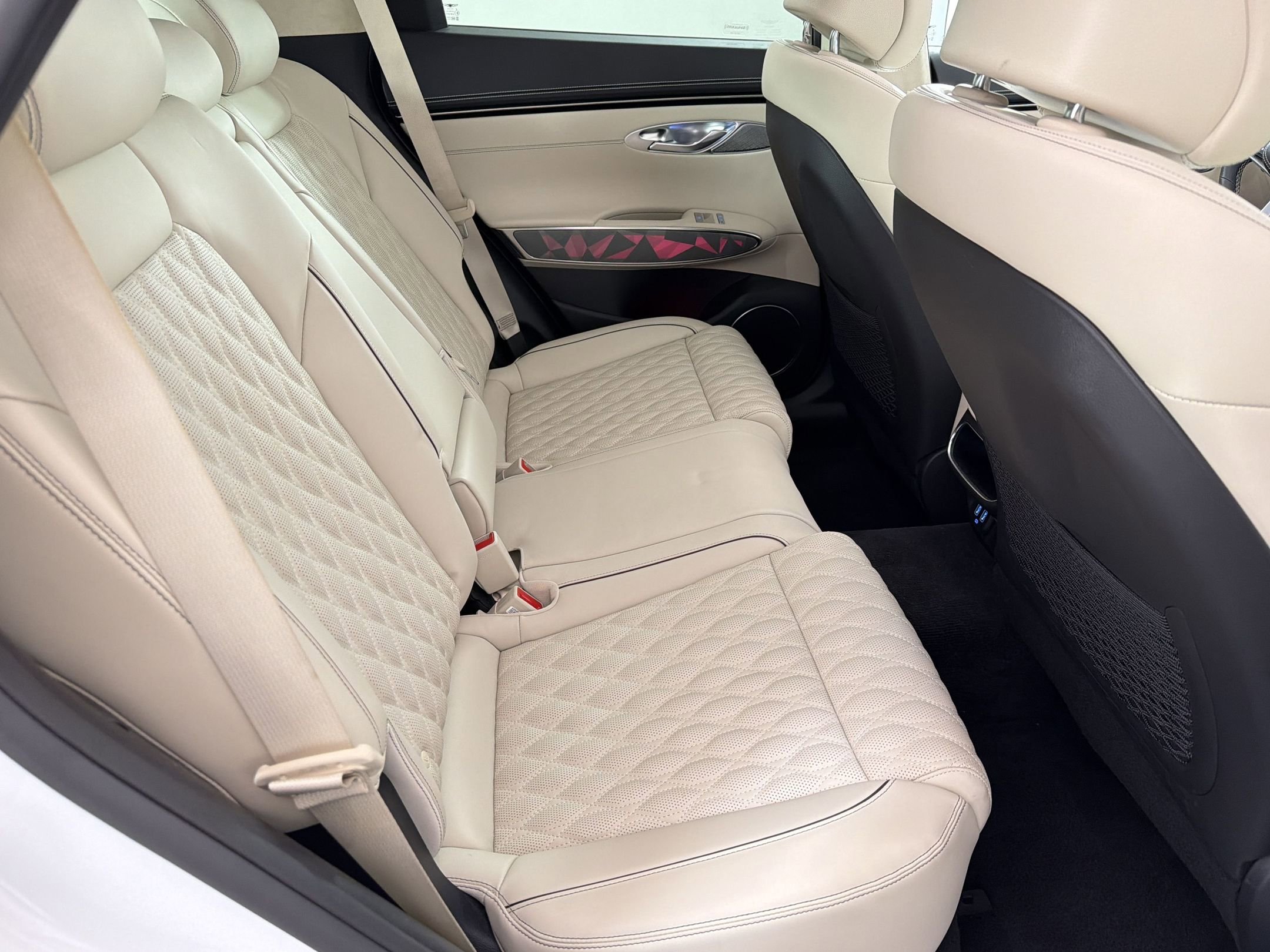 Used 2025 Genesis GV70 3.5T Sport w/ Sport Advanced Package image 33