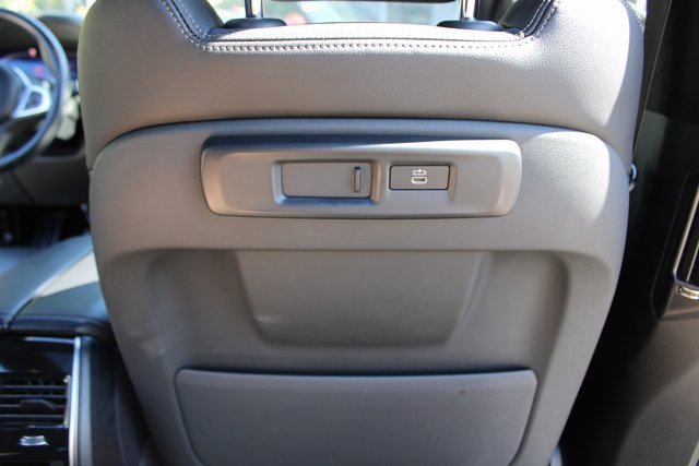 Used 2022 BMW X5 xDrive40i w/ M Sport Package image 21