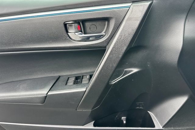 Used 2015 Toyota Corolla S FWD image 12