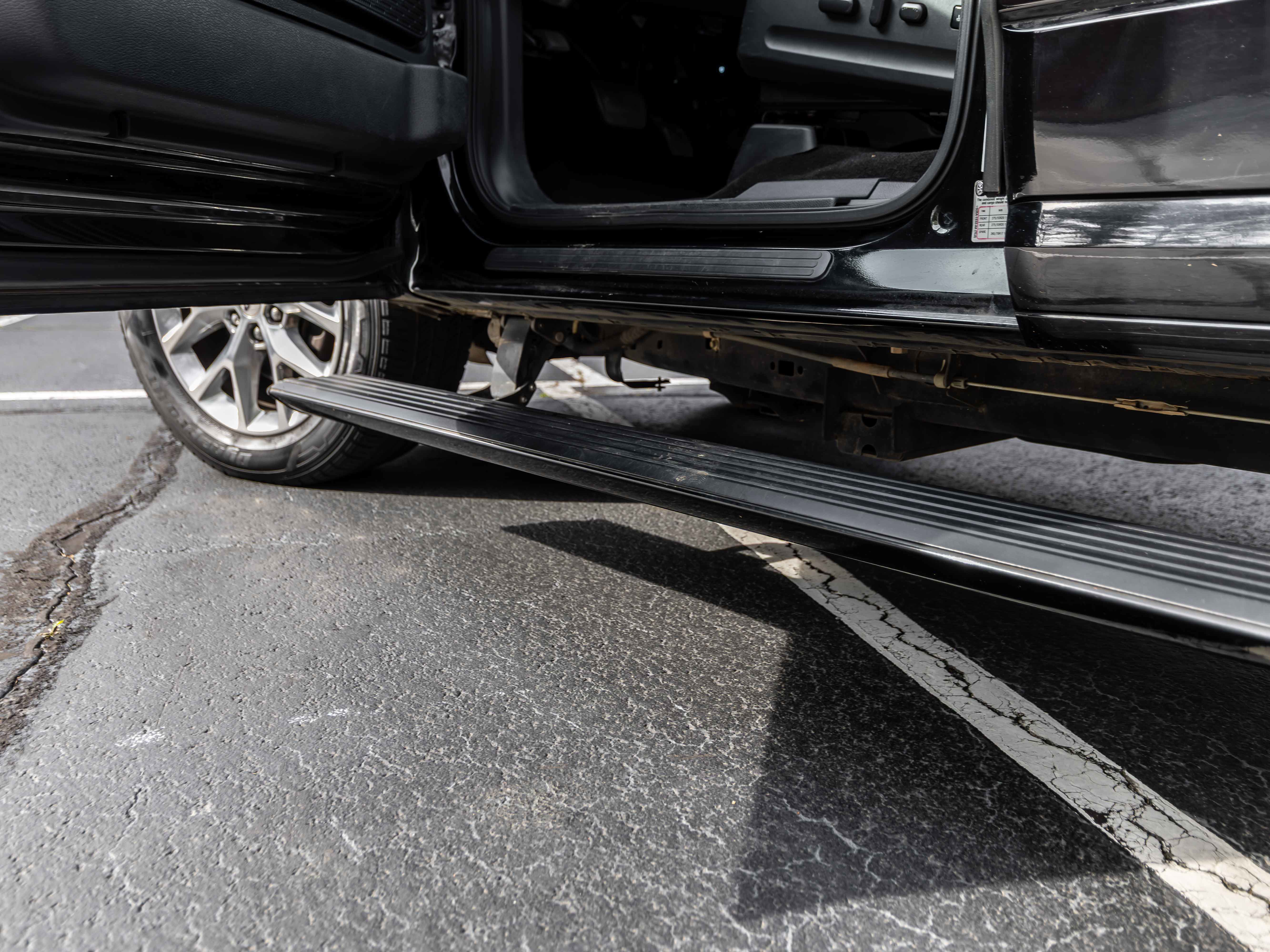 Used 2017 Ford Expedition Limited w/ Equipment Group 301A image 11