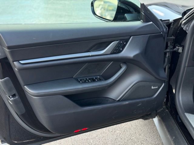 New 2025 Porsche Taycan 4S AWD/4WD image 17