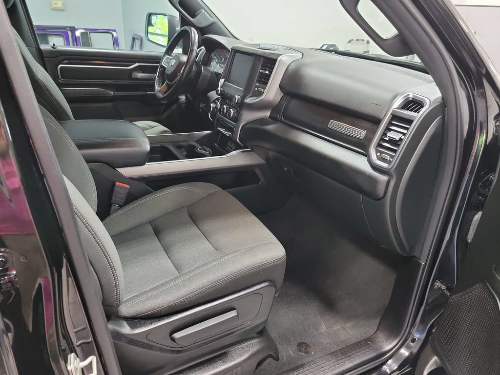 Used 2024 RAM 1500 Big Horn AWD/4WD image 23