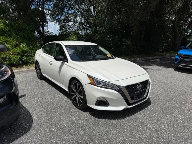 Used 2020 Nissan Altima 2.5 SR FWD image 2