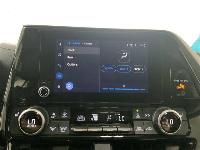 Used 2023 Toyota Highlander XLE AWD/4WD image 32