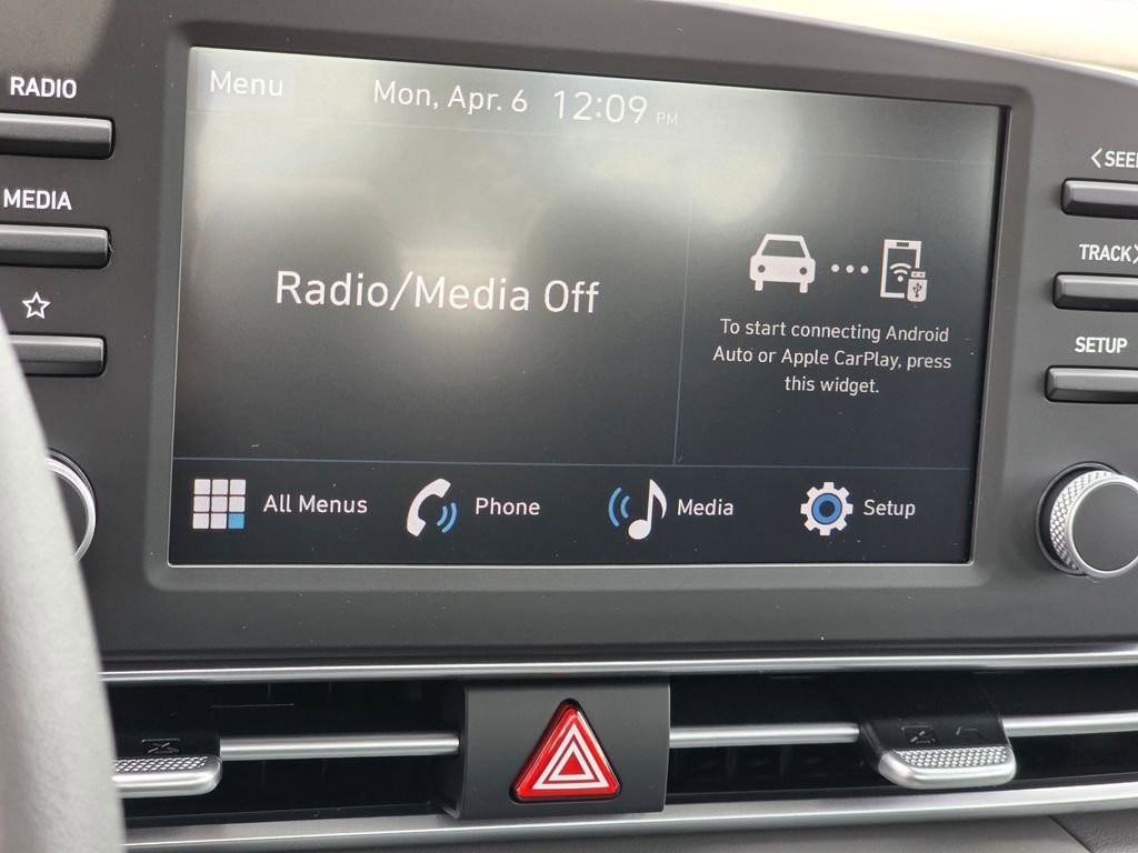 New 2026 Hyundai Elantra SE image 19