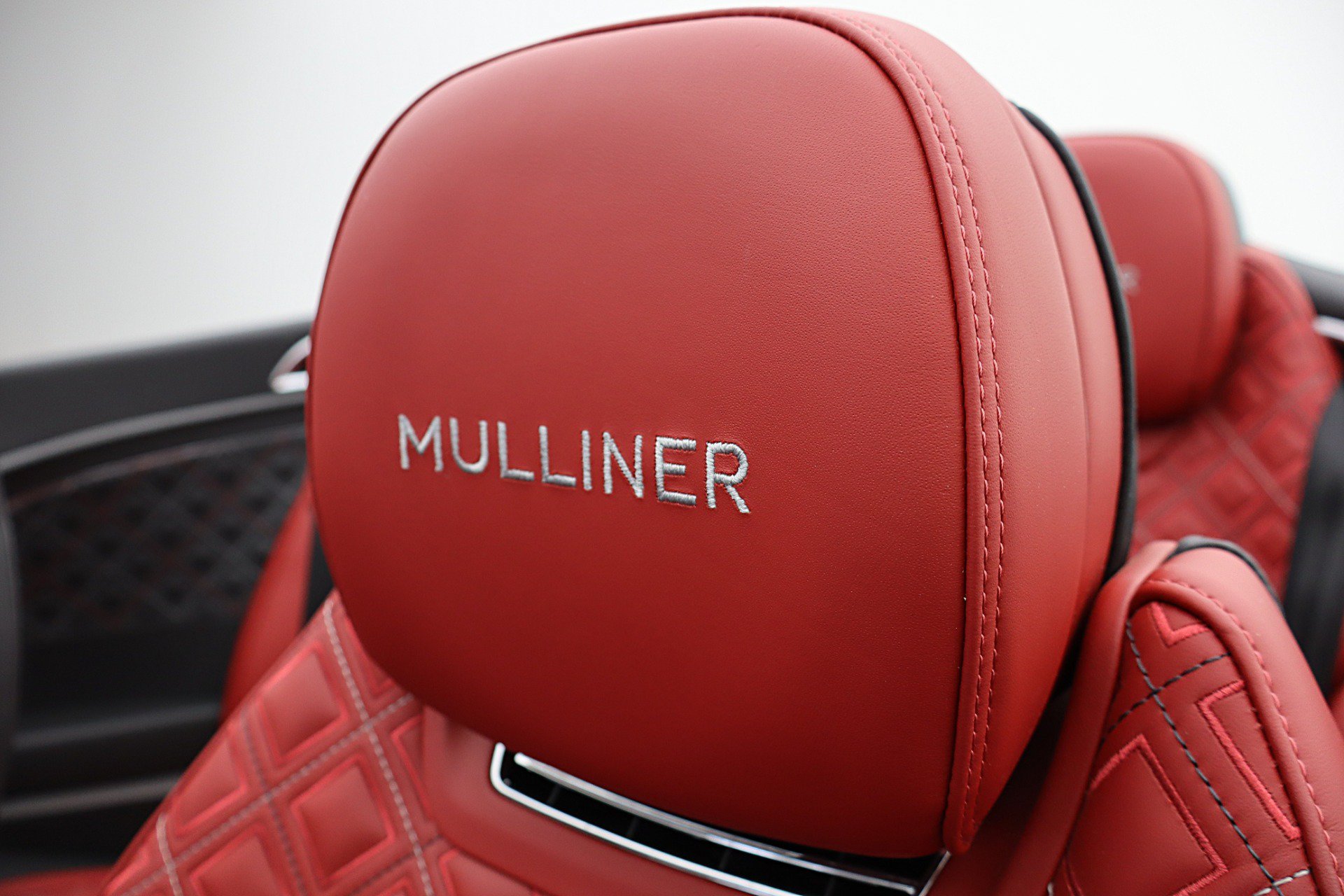 Certified 2022 Bentley Continental GT Mulliner AWD/4WD image 33