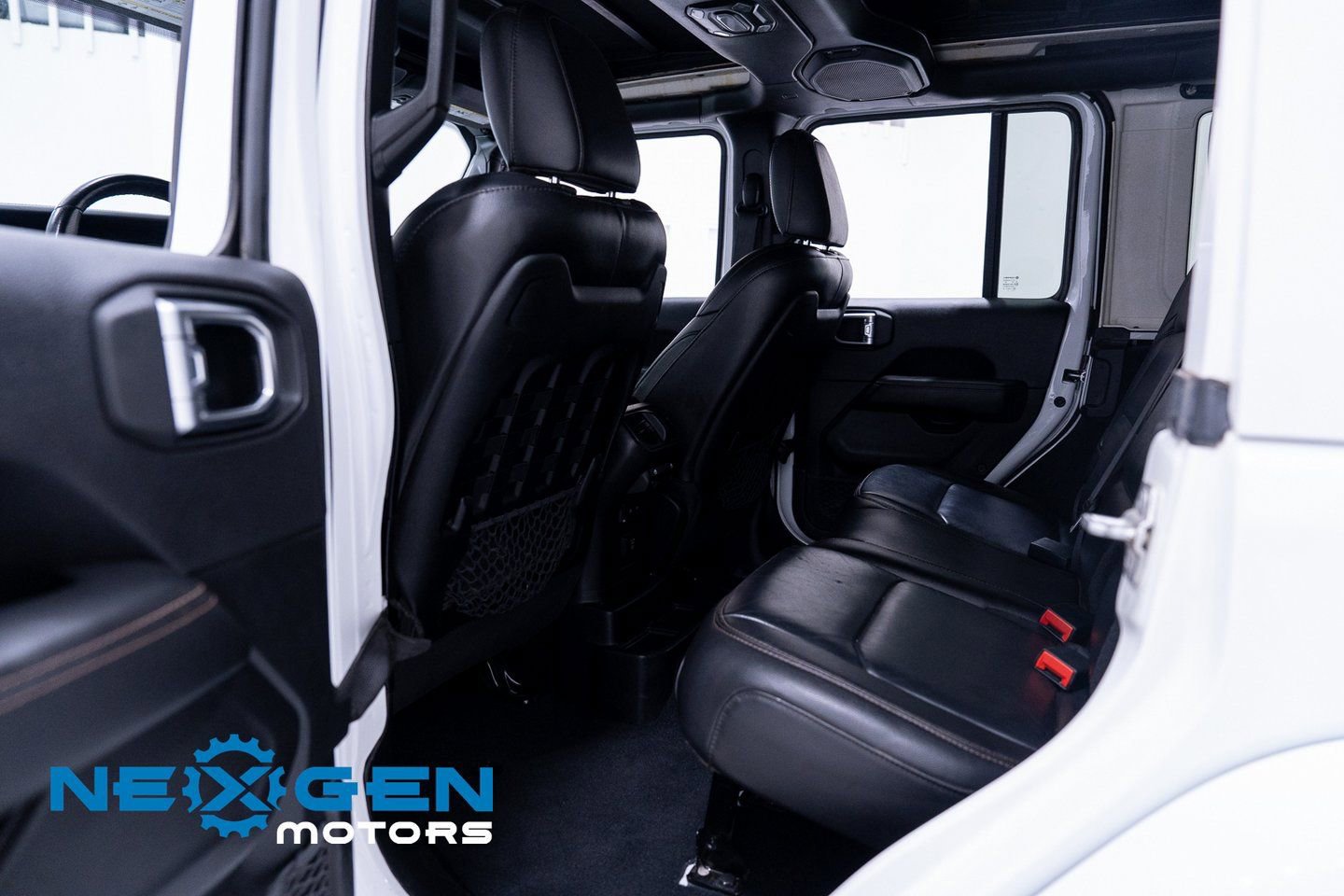 Used 2023 Jeep Wrangler Unlimited Rubicon 392 w/ Xtreme Recon 35" Tire Package image 39