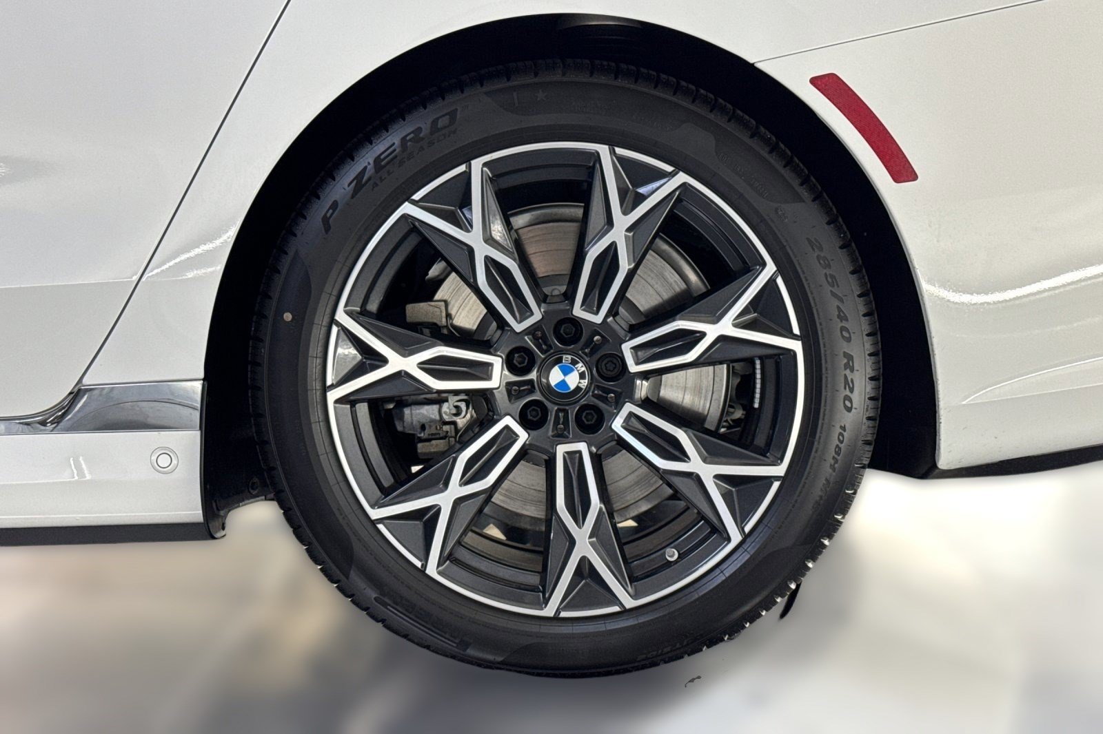 Used 2026 BMW i7 xDrive60 w/ Executive Package AWD/4WD image 11