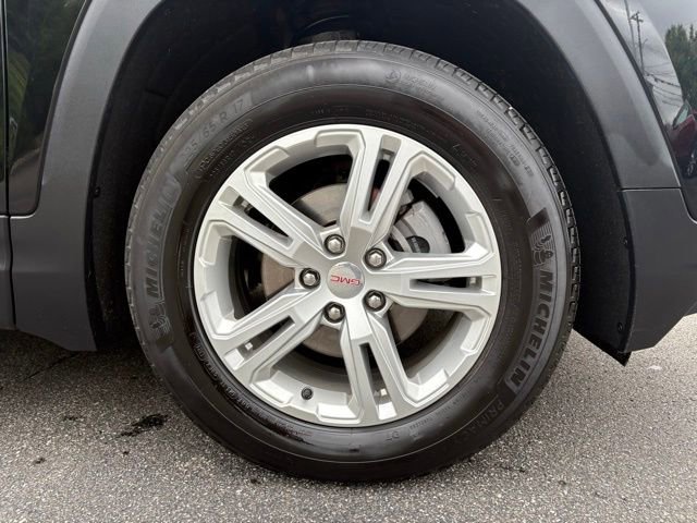 Used 2024 GMC Terrain SLE w/ Driver Convenience Package FWD image 18