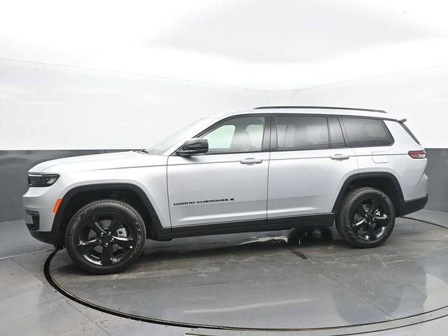 New 2025 Jeep Grand Cherokee L Limited w/ Black Appearance Package image 2
