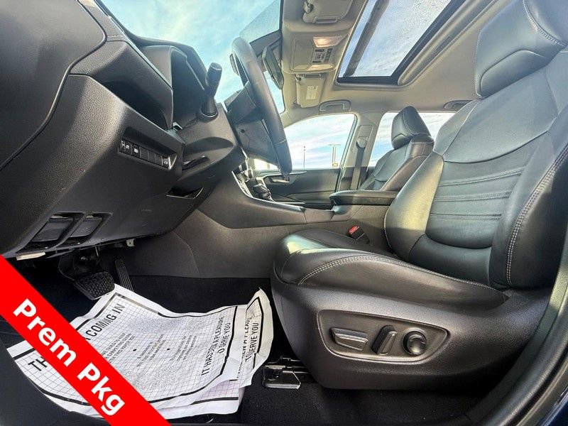 Used 2022 Toyota RAV4 XLE Premium w/ Carpet Mat Package (TMS) image 24