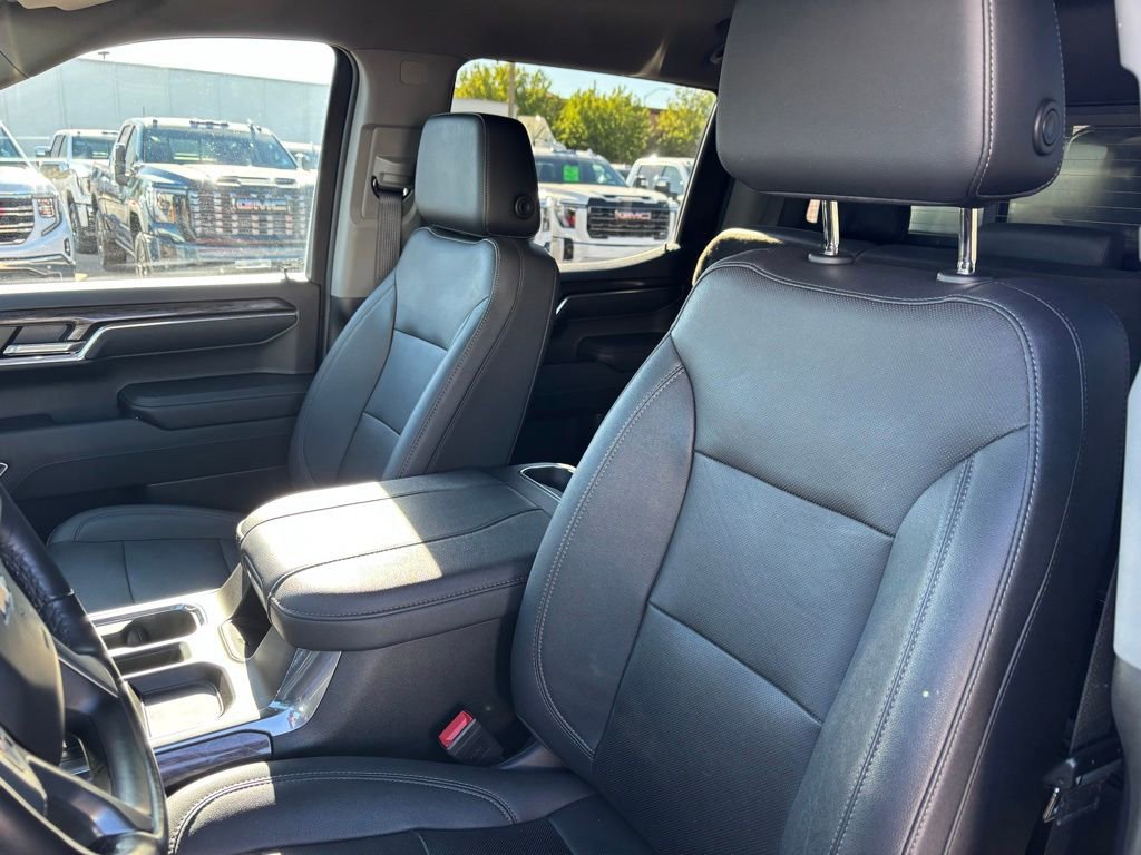 Used 2023 Chevrolet Silverado 1500 LTZ w/ Technology Package image 17