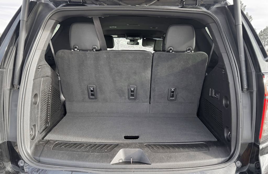 Used 2023 Chevrolet Tahoe LT w/ Luxury Package image 8