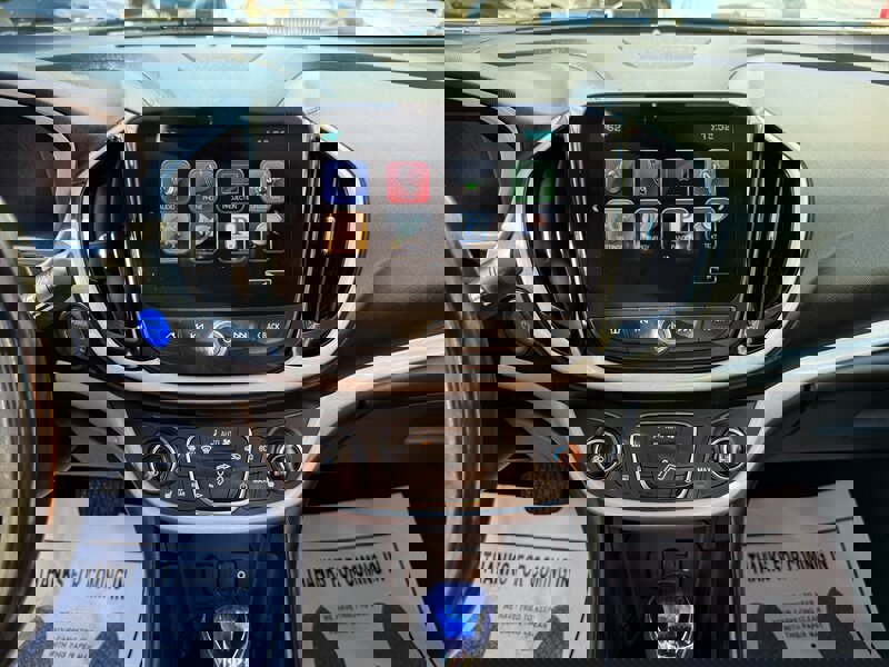 Used 2016 Chevrolet Volt LT w/ Comfort Package image 19