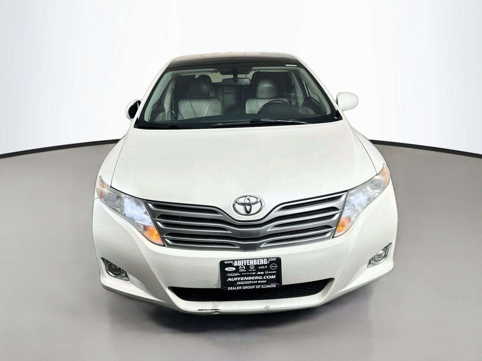 Used 2010 Toyota Venza AWD image 2