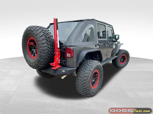 Used 2016 Jeep Wrangler Unlimited Rubicon AWD/4WD image 3