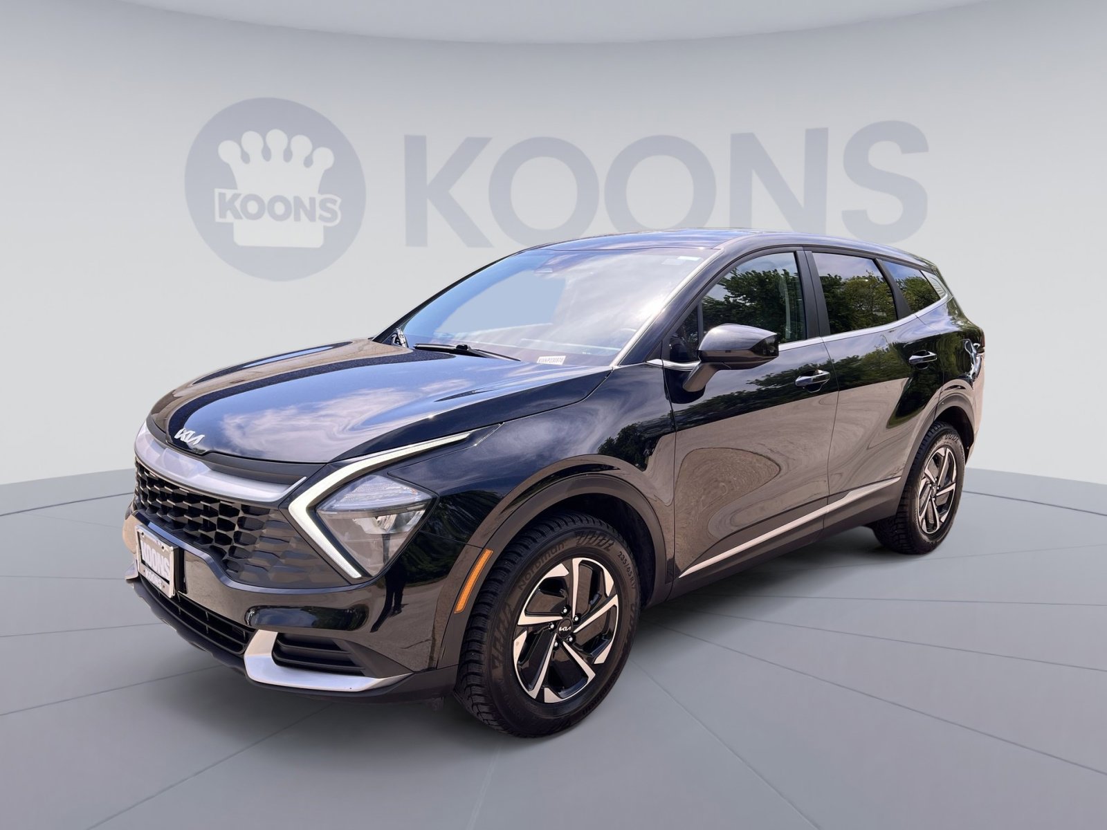 Used 2023 Kia Sportage LX AWD/4WD image 5