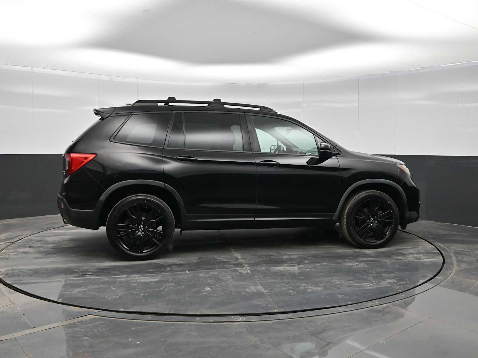 Used 2019 Honda Passport Sport image 9