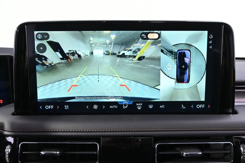 New 2026 Lincoln Aviator AWD image 30