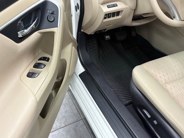 Used 2016 Nissan Altima 2.5 S w/ Power Driver Seat Package FWD image 9