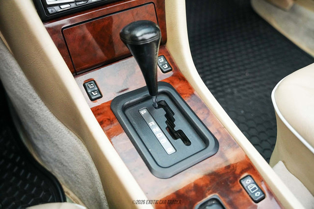 Used 1995 Mercedes-Benz E 320 Convertible image 55