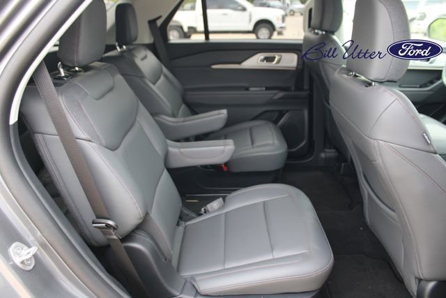 Used 2026 Ford Explorer Active w/ Active Comfort Package RWD image 13