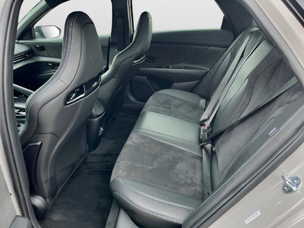 Used 2025 Hyundai Elantra N FWD image 26