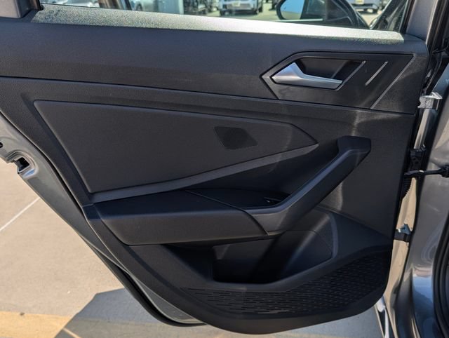 Used 2024 Volkswagen Jetta SE FWD image 13