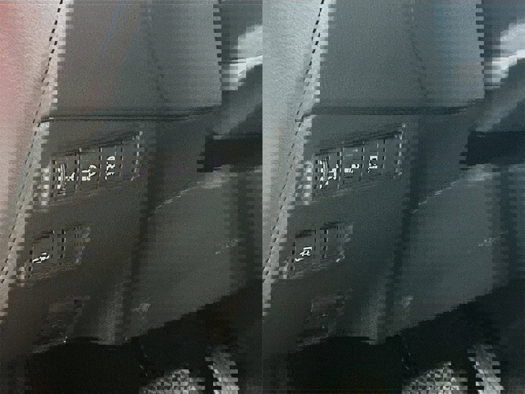 New 2026 Toyota Corolla Cross XLE image 8