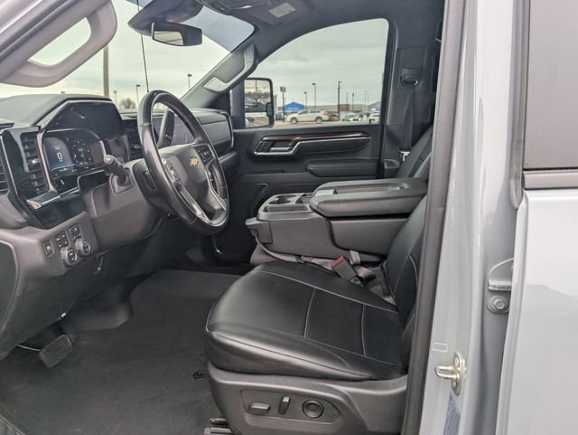 Certified 2024 Chevrolet Silverado 3500 LT w/ Convenience Package image 16