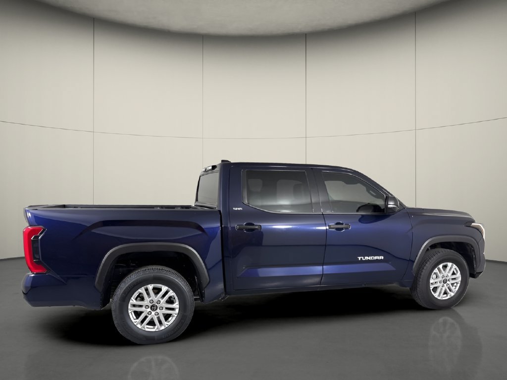 Used 2022 Toyota Tundra SR5 w/ Convenience Package RWD image 9