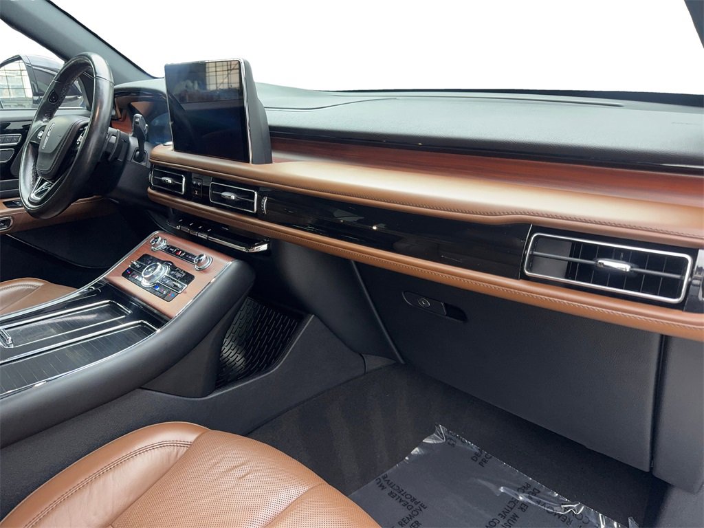 Used 2022 Lincoln Aviator Reserve w/ Equipment Group 201A image 54
