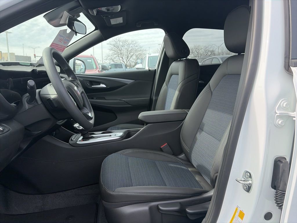 New 2026 Buick Envista Preferred image 13