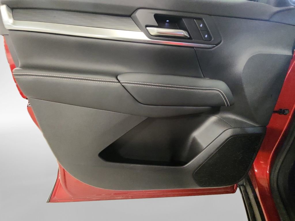 Certified 2025 GMC Terrain Elevation w/ Technology Package II image 14