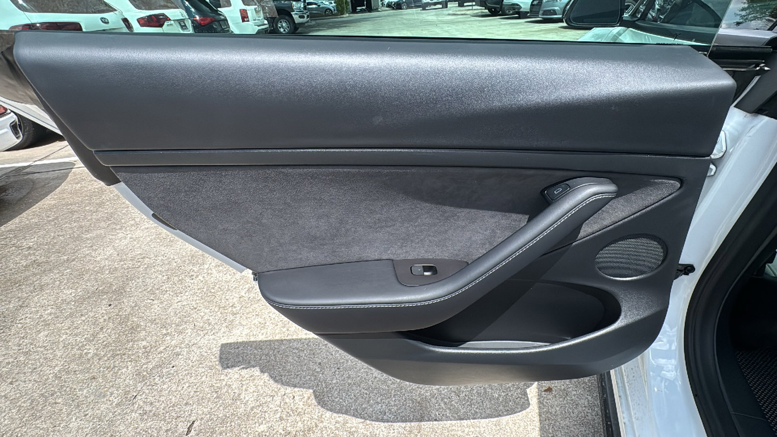 Used 2022 Tesla Model 3 Long Range image 16