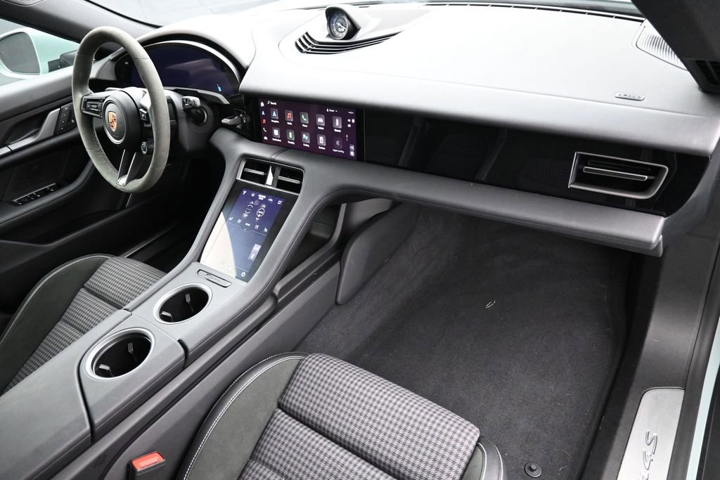 Certified 2025 Porsche Taycan 4S AWD/4WD image 30