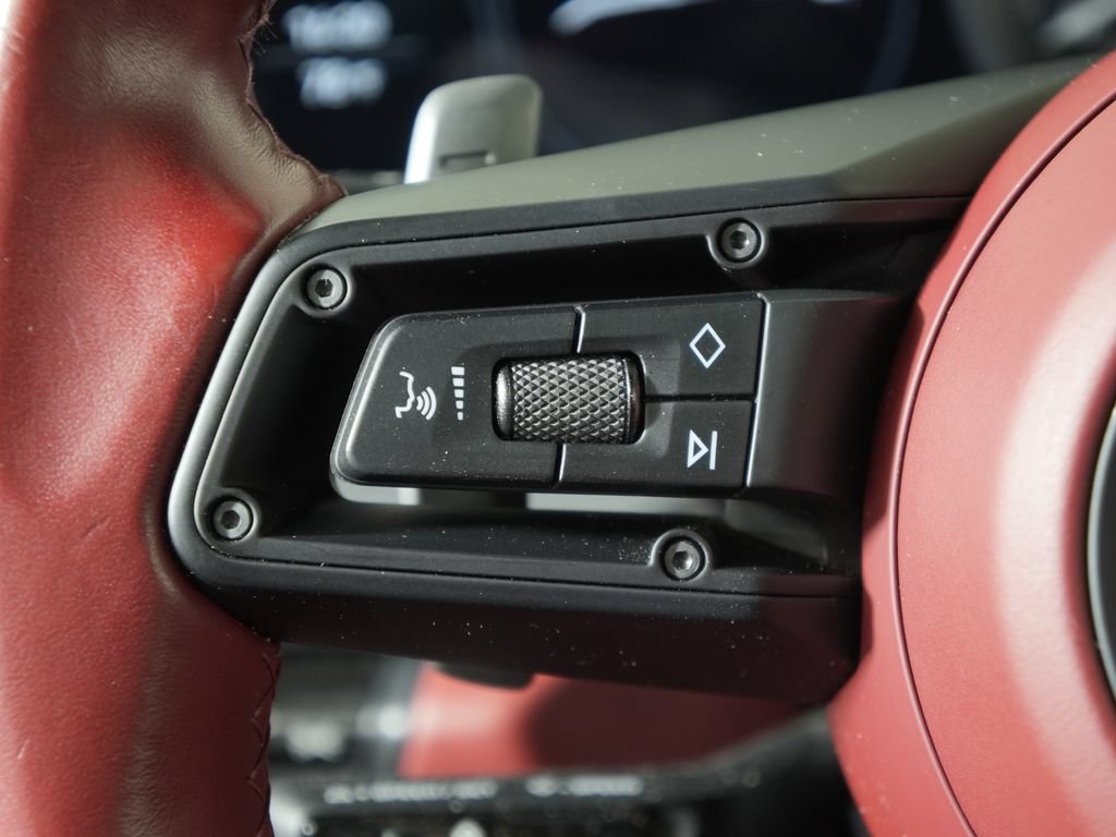Certified 2020 Porsche 911 Carrera RWD image 28