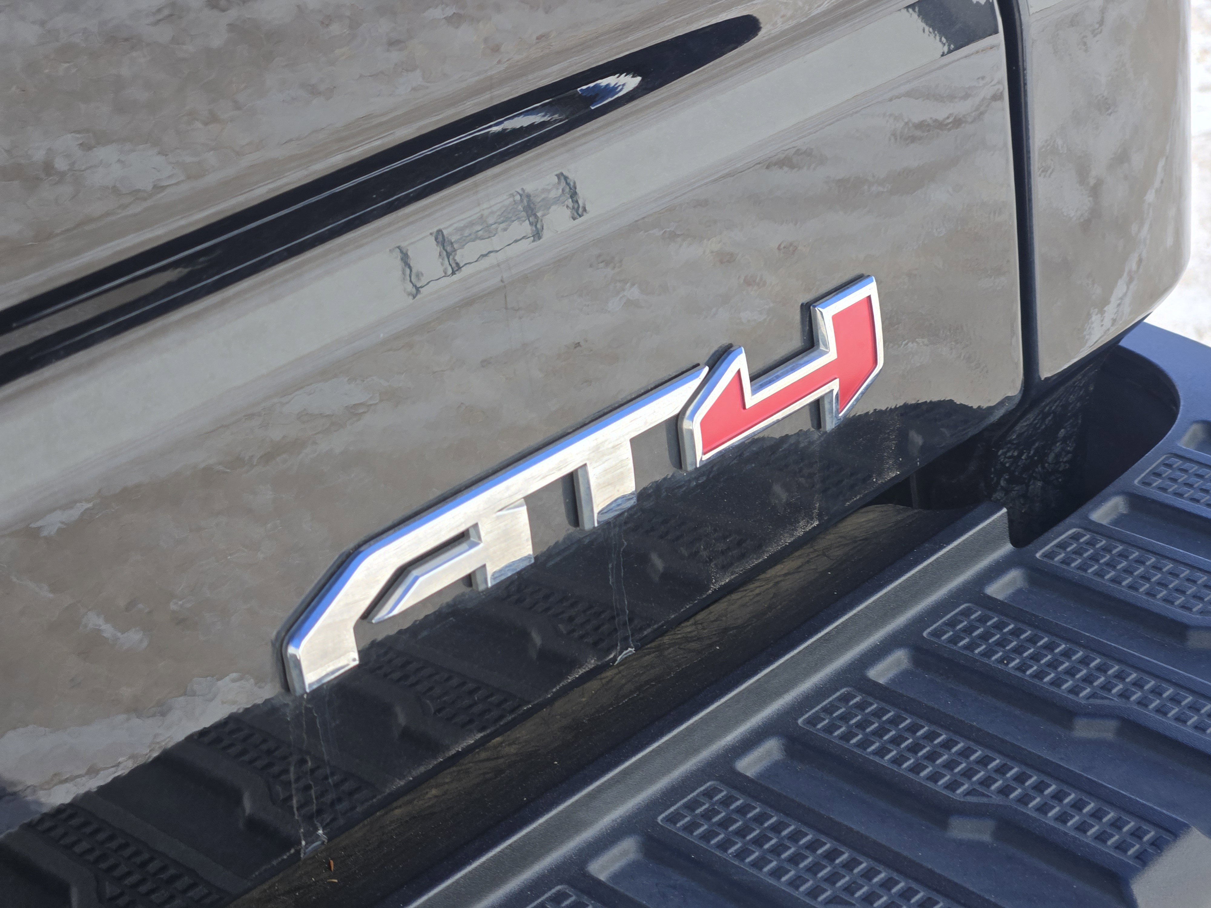 Used 2021 GMC Sierra 1500 AT4 image 13