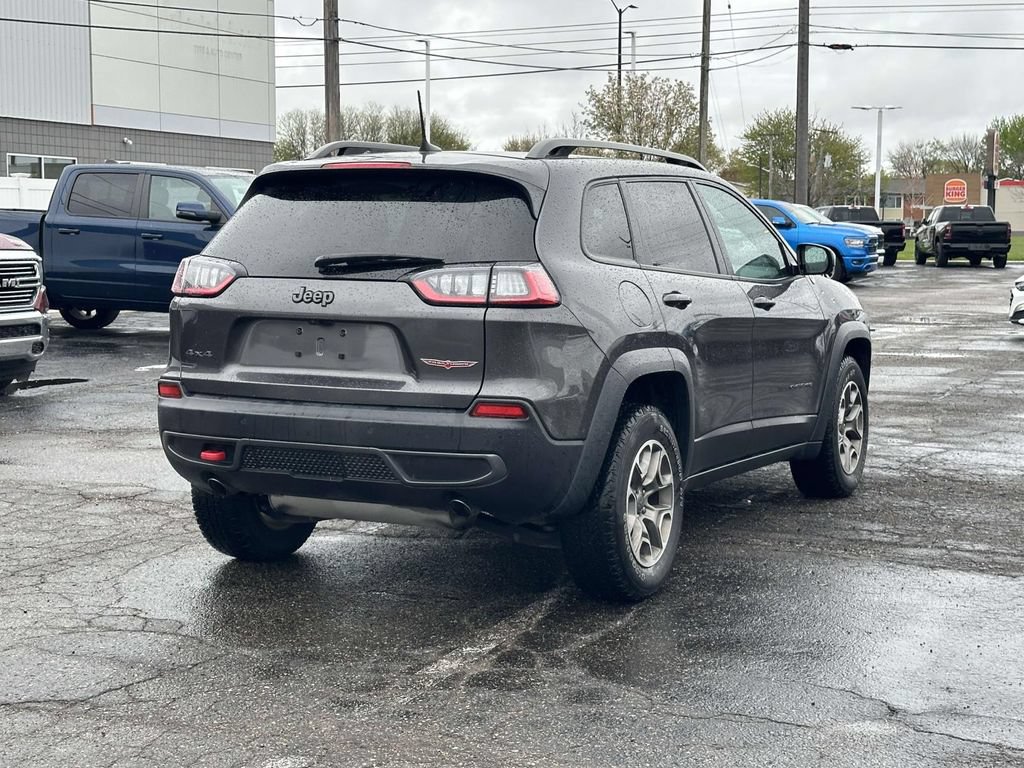 Used 2020 Jeep Cherokee Trailhawk w/ Cold Weather Group AWD/4WD image 4