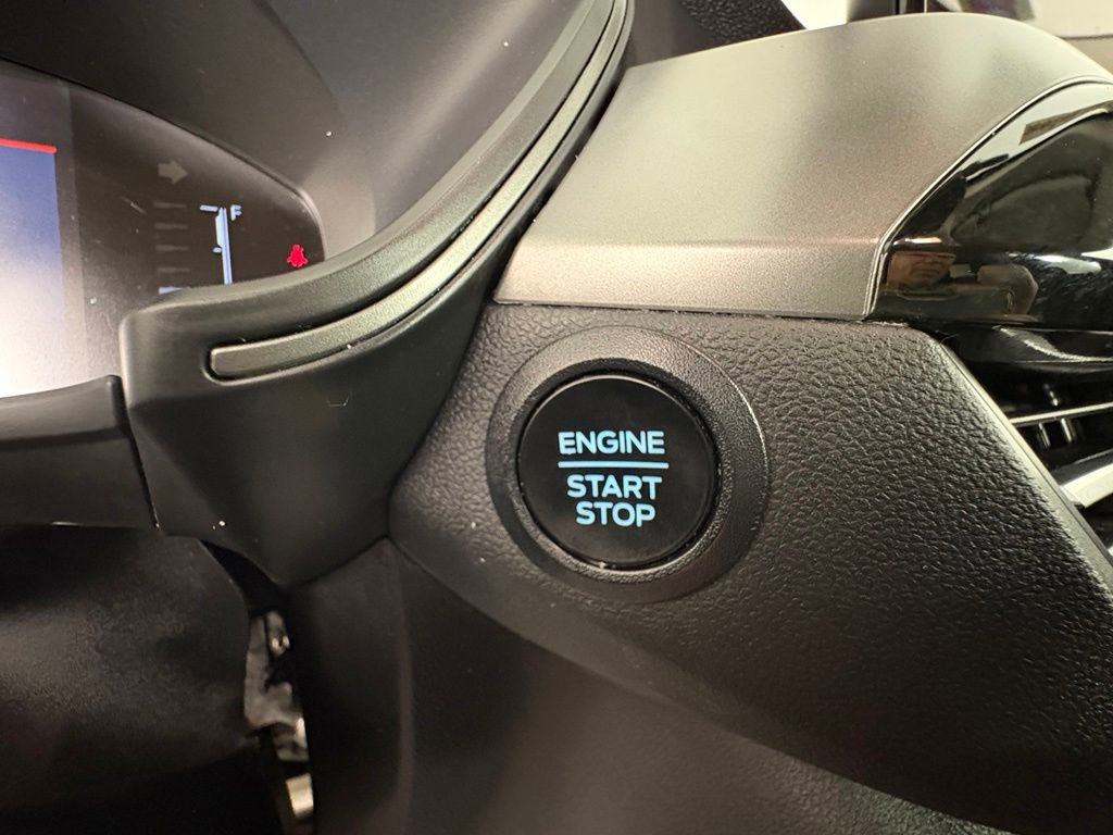 Used 2023 Ford Escape Active AWD/4WD image 30
