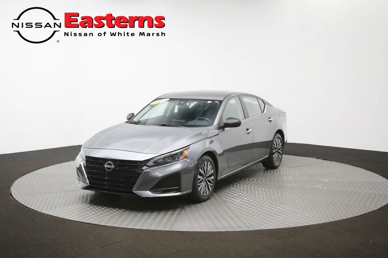 Used 2025 Nissan Altima 2.5 SV FWD image 53