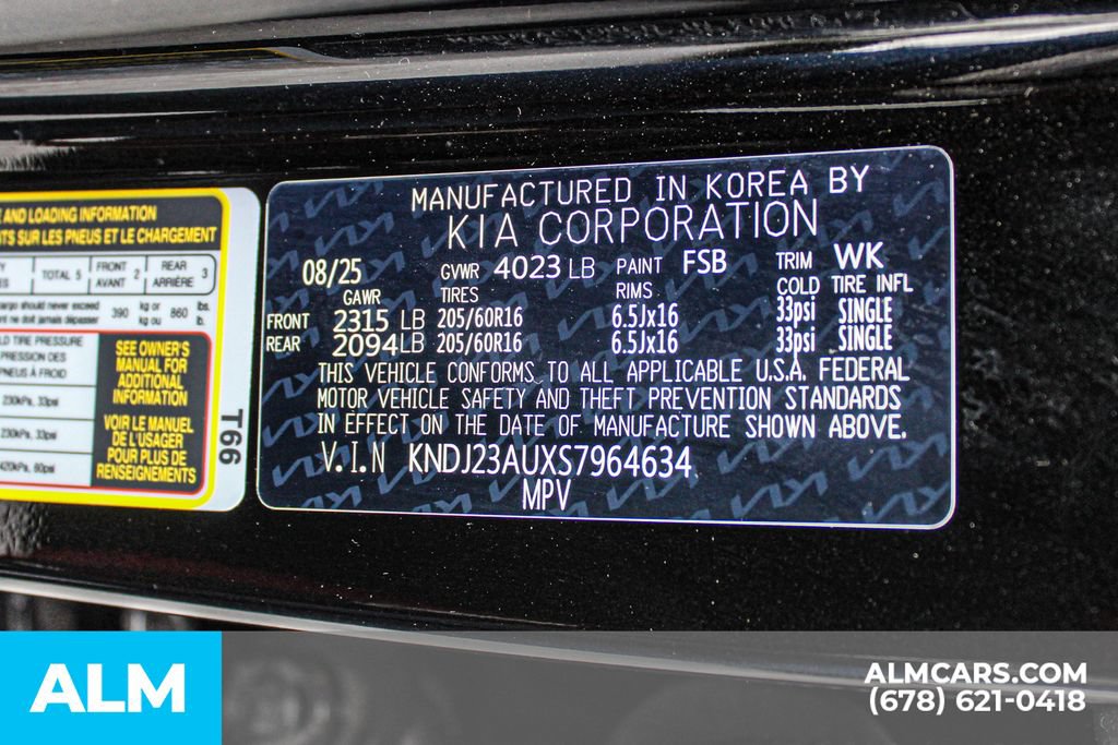 Used 2025 Kia Soul LX w/ LX Technology Package FWD image 39
